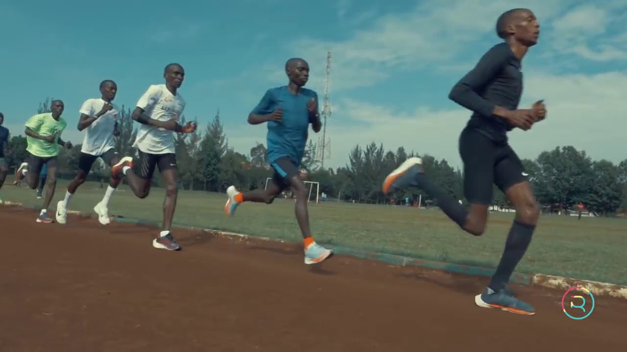 Entrenamiento de 15x1000m de Eliud Kipchoge
