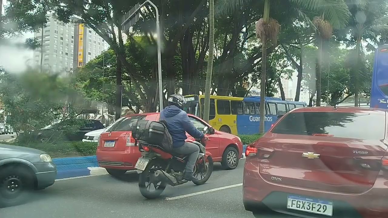 Na grande são Paulo encontra se a cidade de Guarulhos 