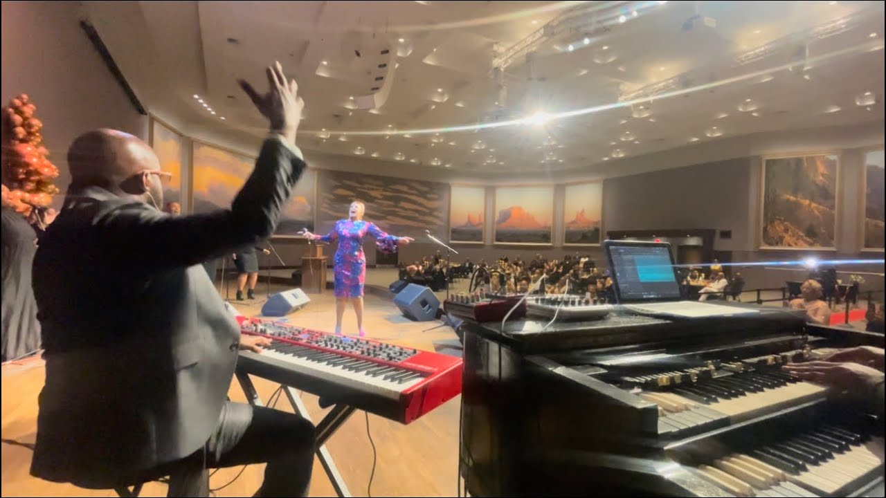 God Never Fails Medley feat. Dorinda Clark-Cole