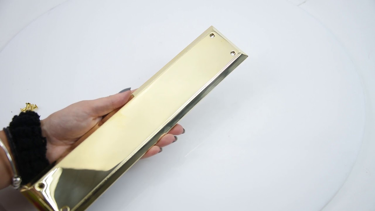 D3132 -  Cast Finger Plate