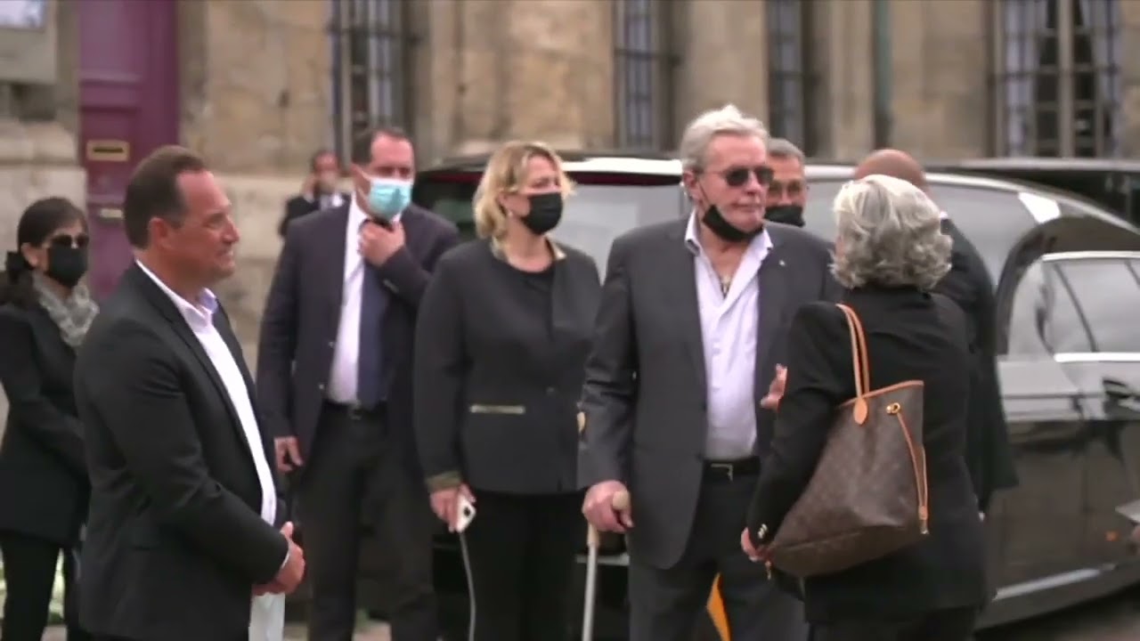 Alain Delon al Funerale di Jean Paul Belmondo