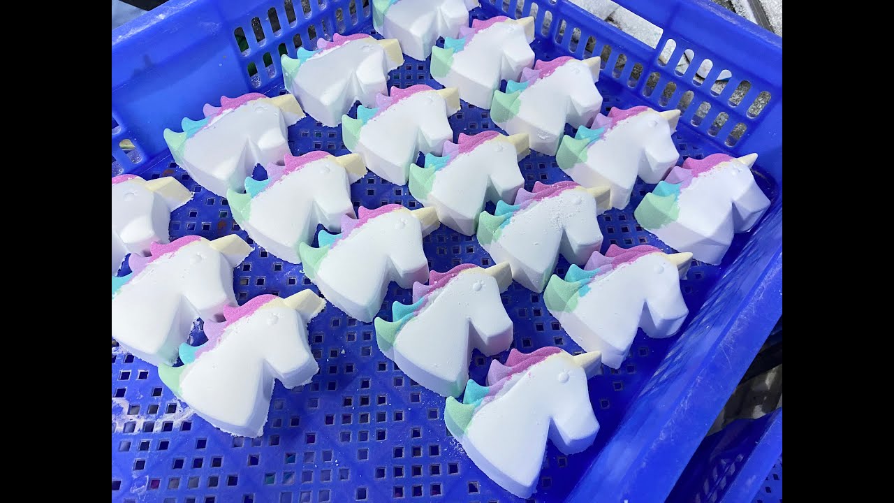 Amazing technology of making bath bombs. How to make fizzing balls.
