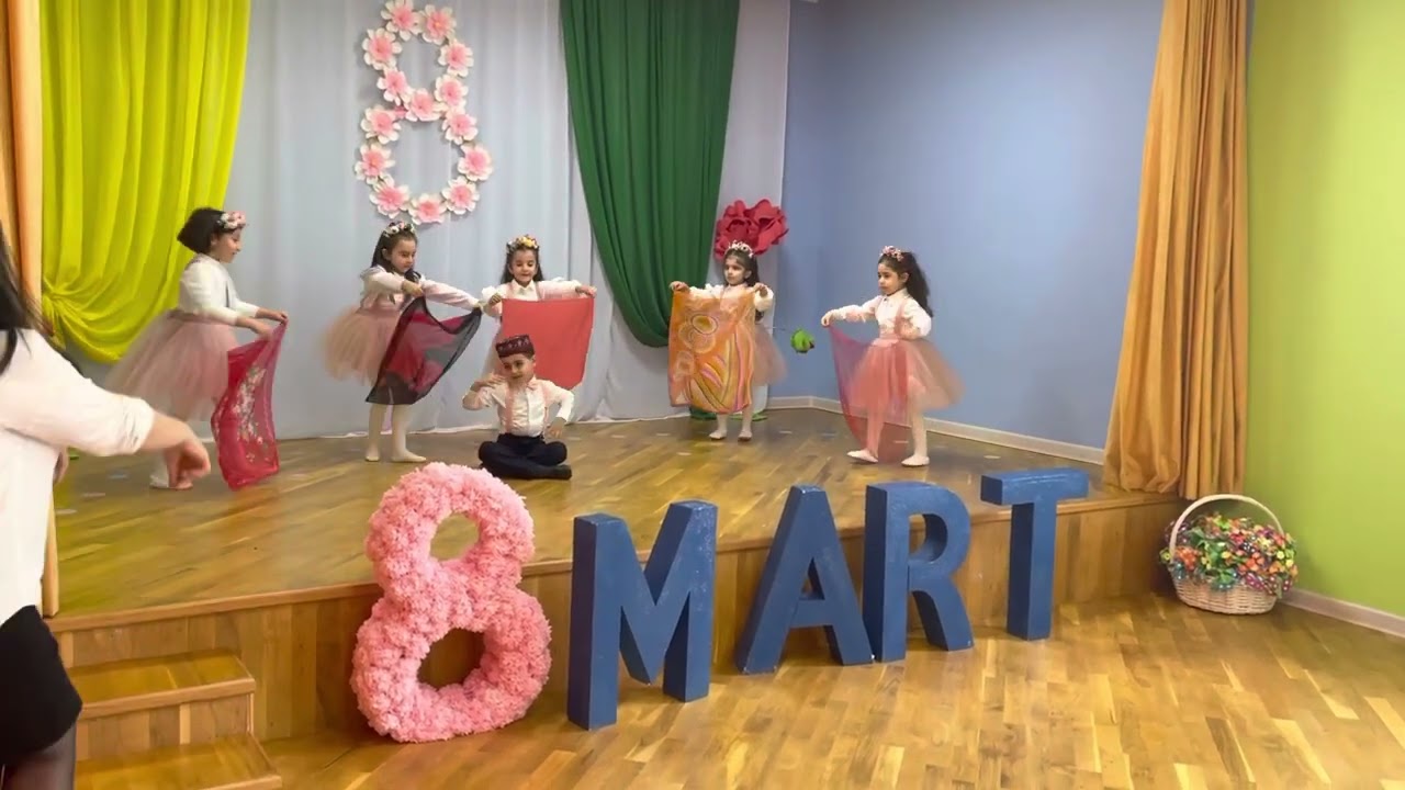 8 Mart 2022 “Arşın mal alan” rəqsi