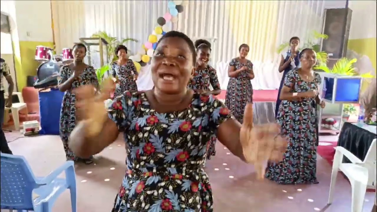 Roho tujaze tena nuru singers kutoka kwa mtume samson kisvan molel