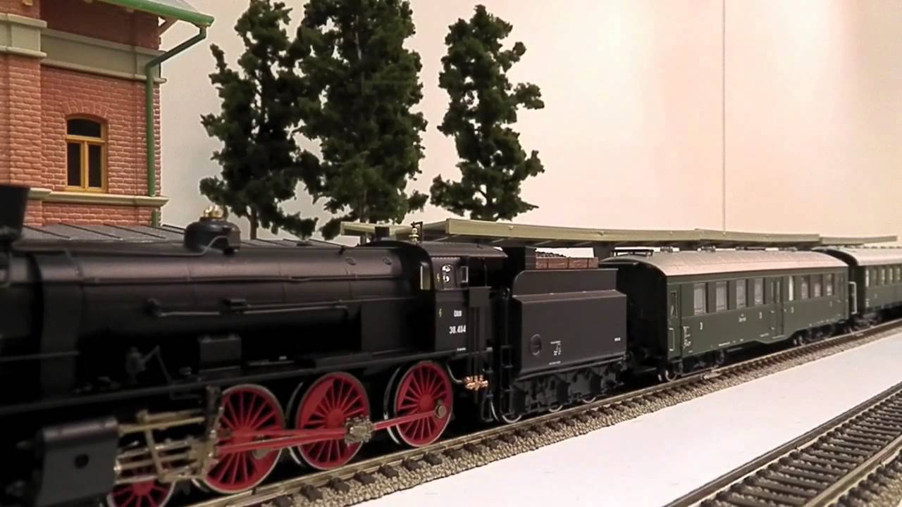 HO ROCO ÖBB 38形蒸機（品番72121）