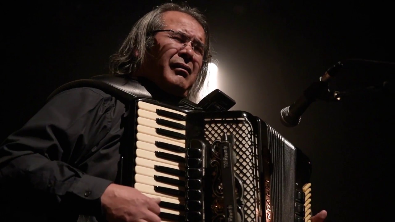 Haidouti Orkestar - Bint el chalabiya (live in Paris)