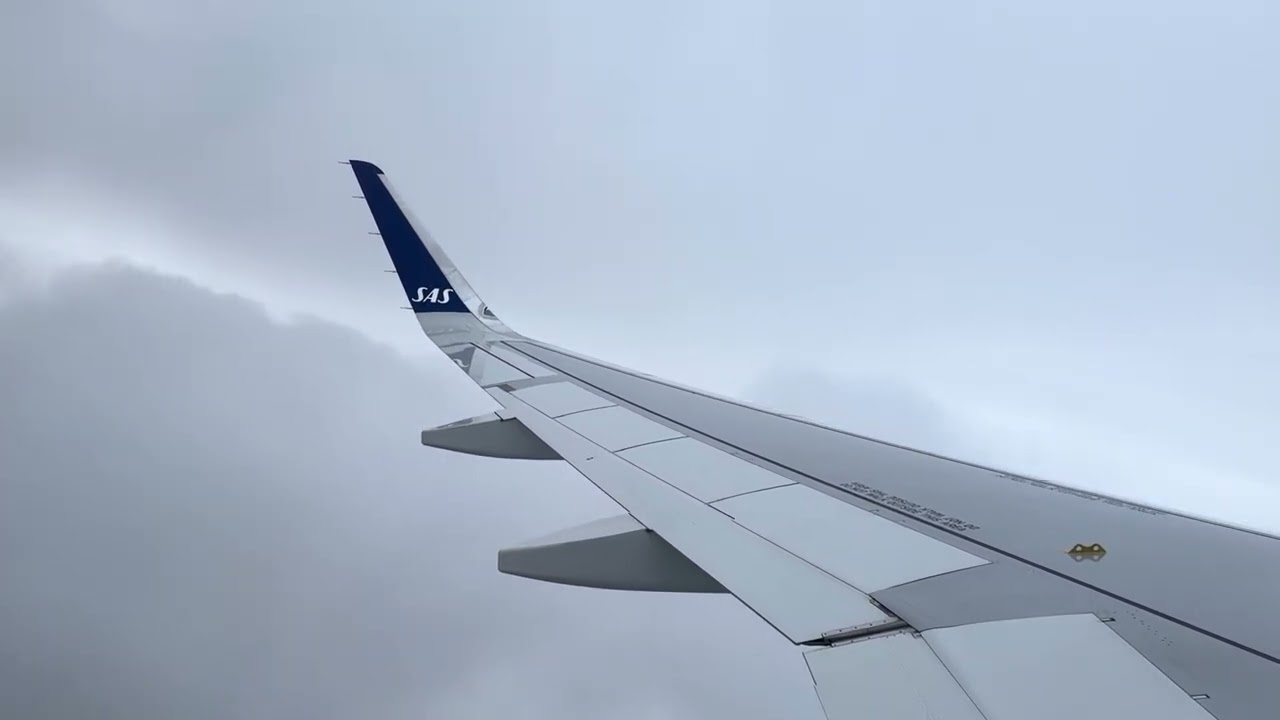 Rainy take off from Copenhagen - SAS - Airbus320neo - CPH to LIN