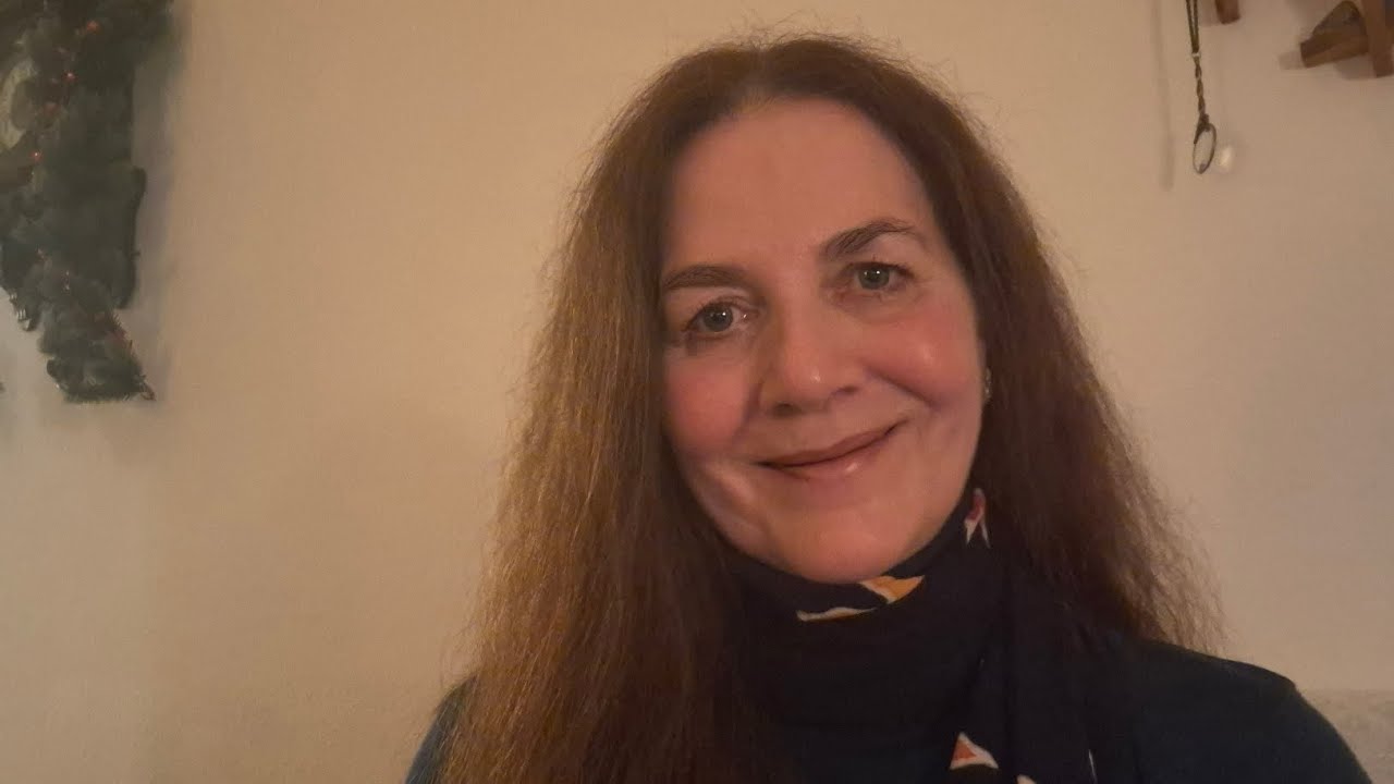 Melinda über die Schulter geschaut... #puppencomedy #funny #sketchcomedy 