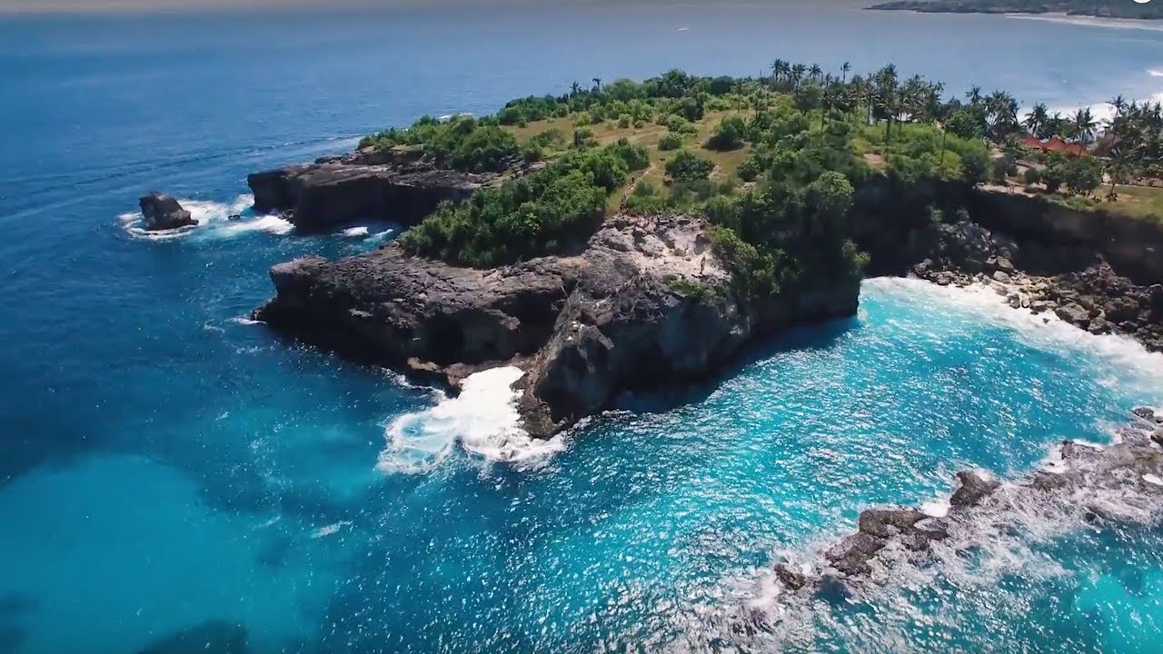 10-Day Surf Trip - Bali & Nusa Lembongan - Drone footage
