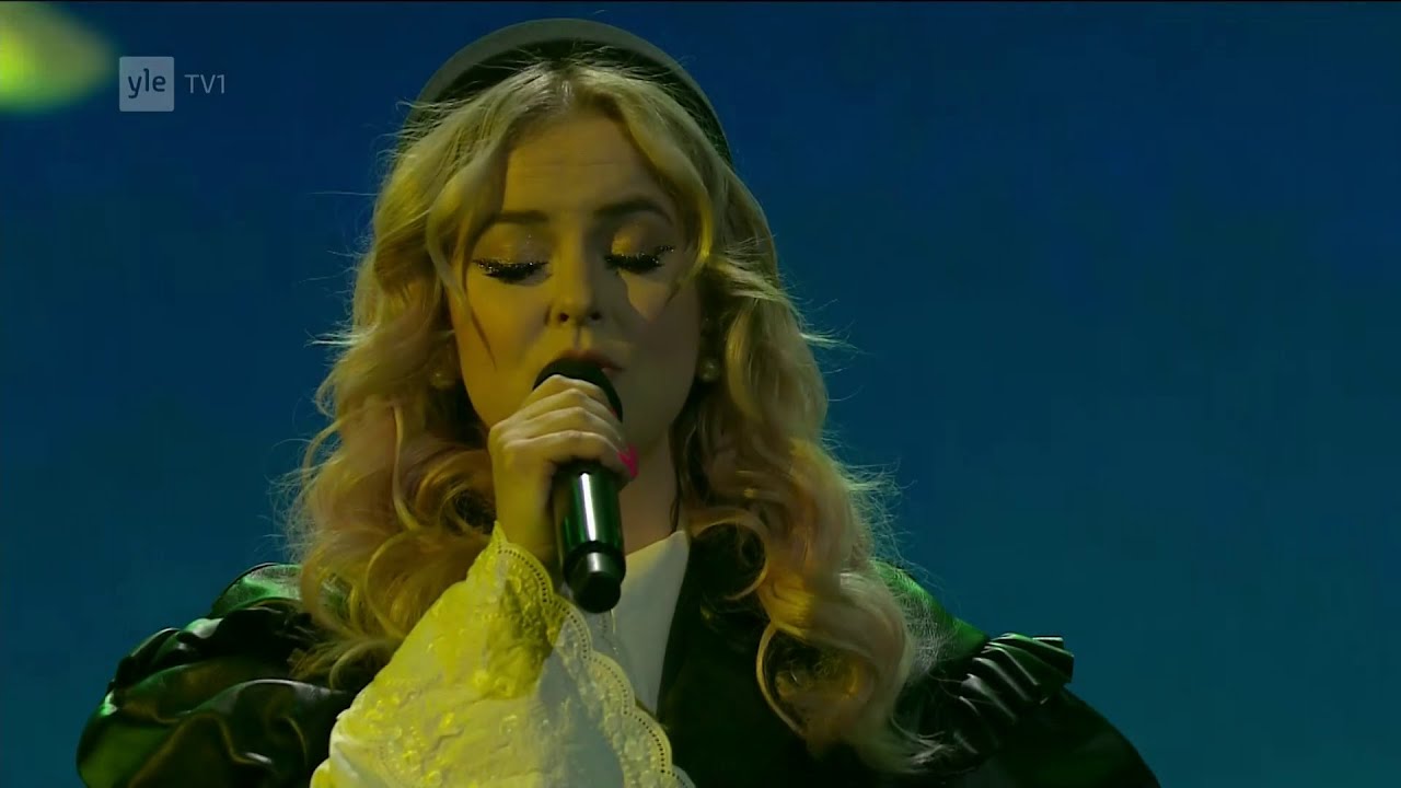 Ellinoora - Meille käy hyvin (LIVE @ Apua Ukrainaan)
