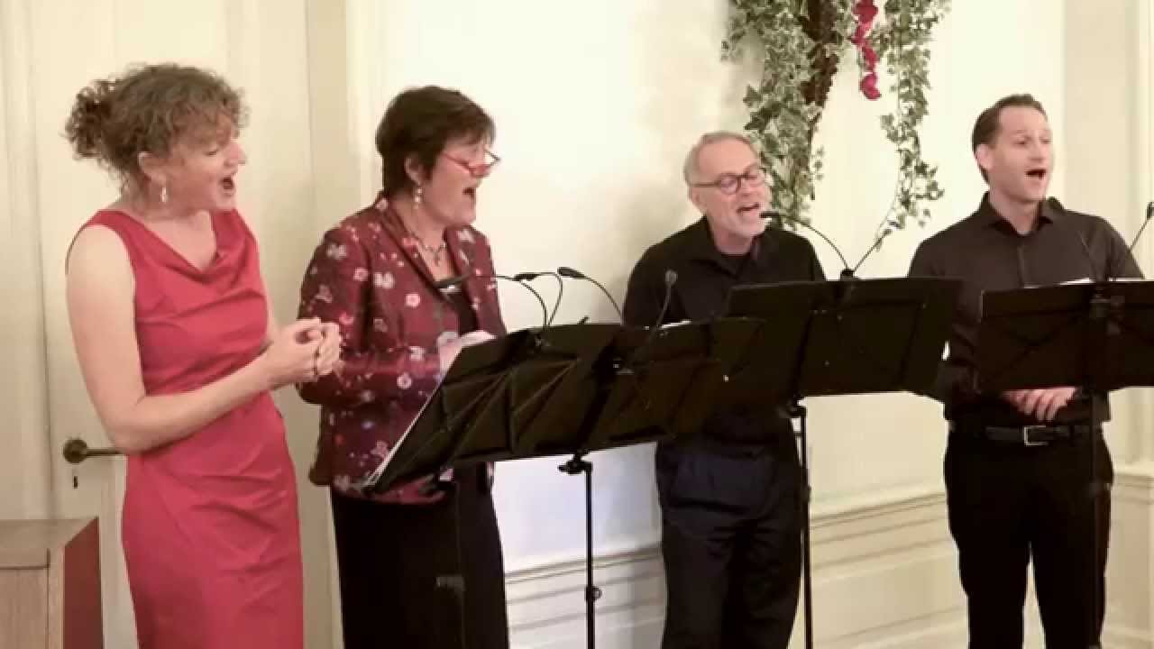 Pearsall: Why do the roses -  Marnix4vocals