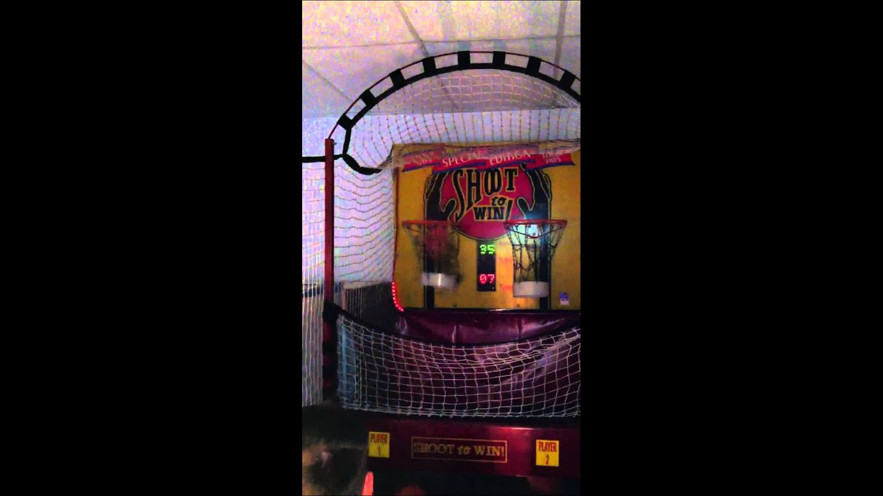 Shoot 2 Win basketball arcade game