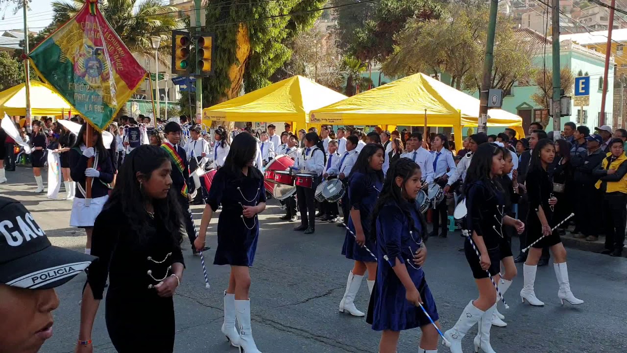 Desfile Zona Sur 16 de Julio: Unidad Educativa Achumani