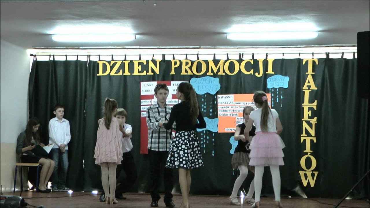 PROMOCJA TALENTÓW i POKAZ MODY-  PSPzOI w JANOWIE LUBELSKIM