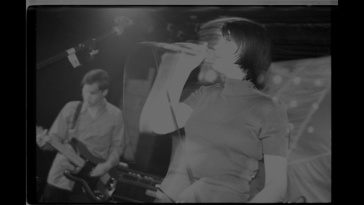 Broadcast - Shoes (Live at Highbury Garage, London on 20 December, 1996)