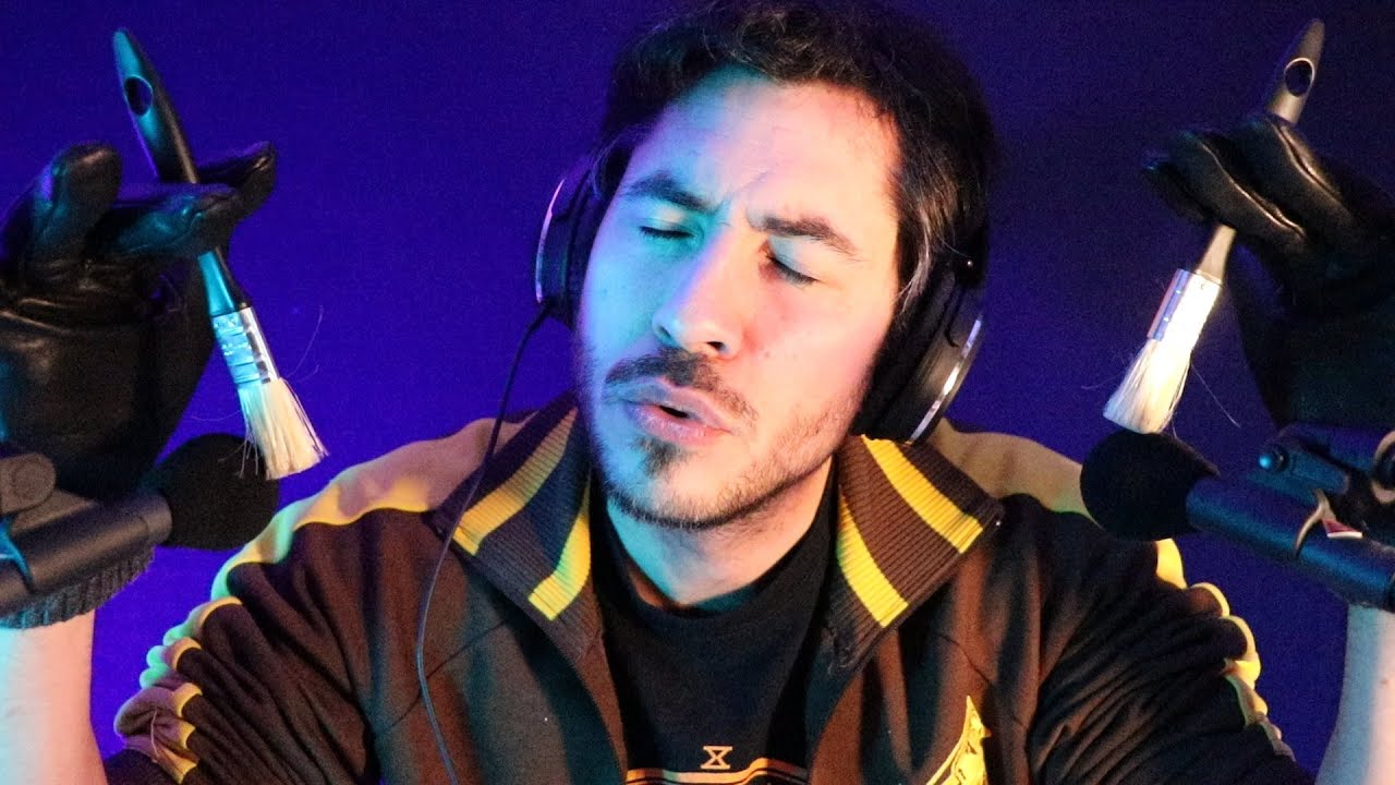 ASMR Brushing + inaudible