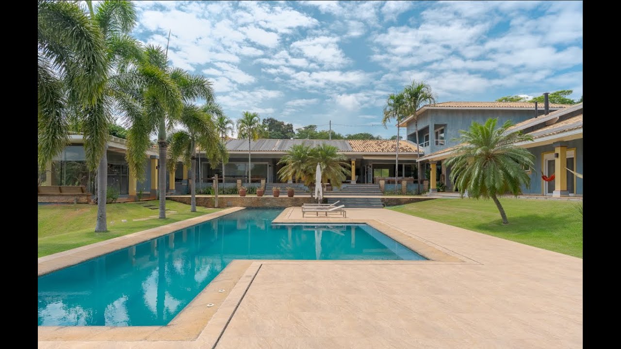 Casa luxuosa, térrea, à venda no Condomínio Lagos de Shanadu em Indaiatuba/SP