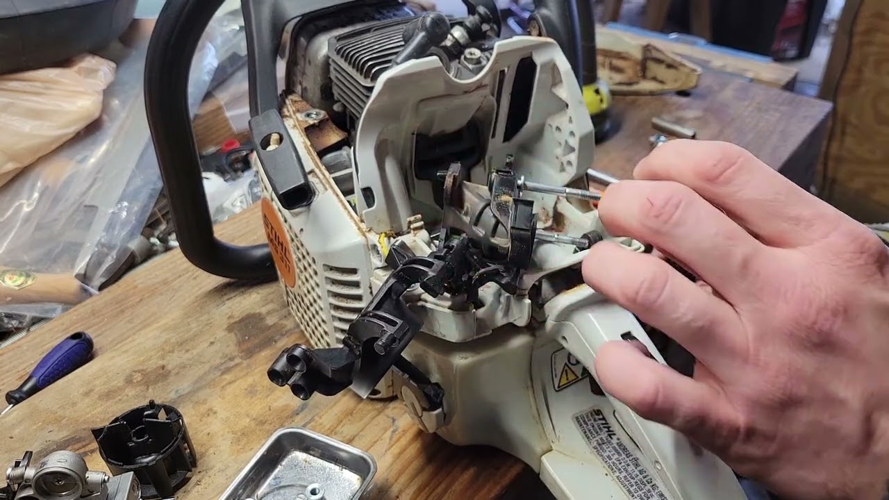 Ремонт цилиндра/поршня бензопилы Stihl MS 311, часть 1.