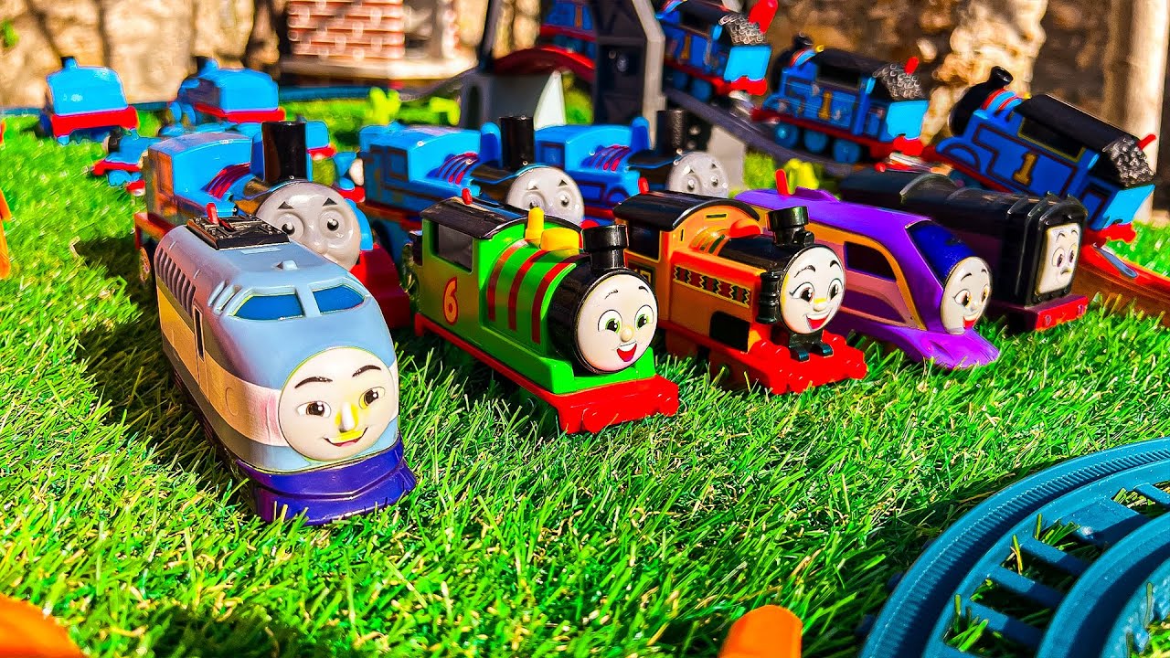 Looking for Thomas & Friends toys | Thomas The Train & Friends playing in the dry pool