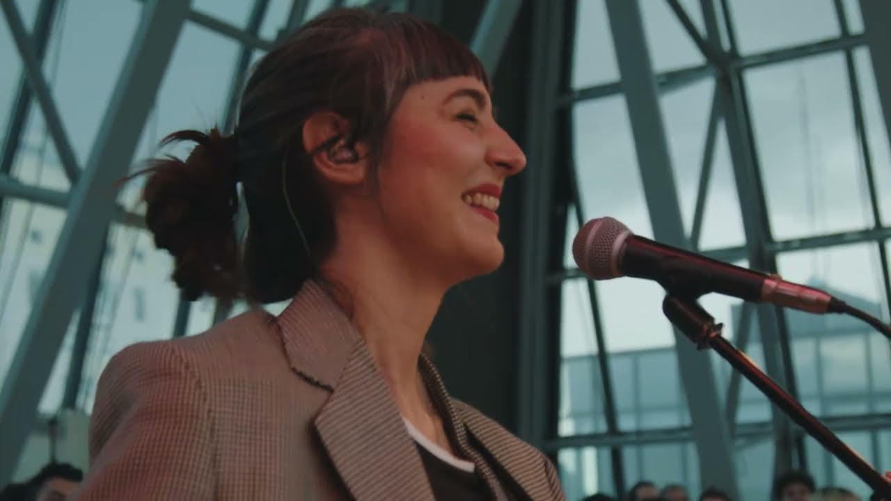 Mi Amigo Invencible - La Araña (Live on KEXP)