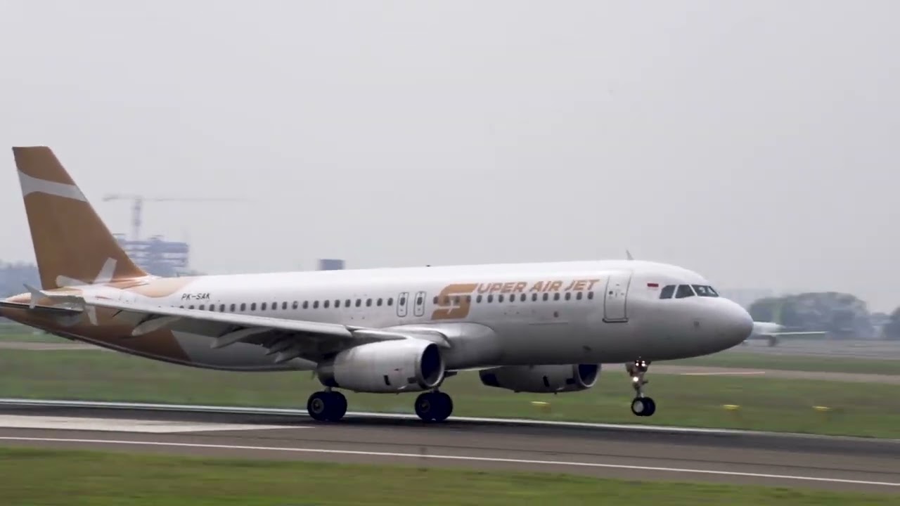 GARUDA TAKE OFF LANJUT SUPER AIR JET DI BANDARA SOEKARNO HATTA 🛫 #markaspesawat 