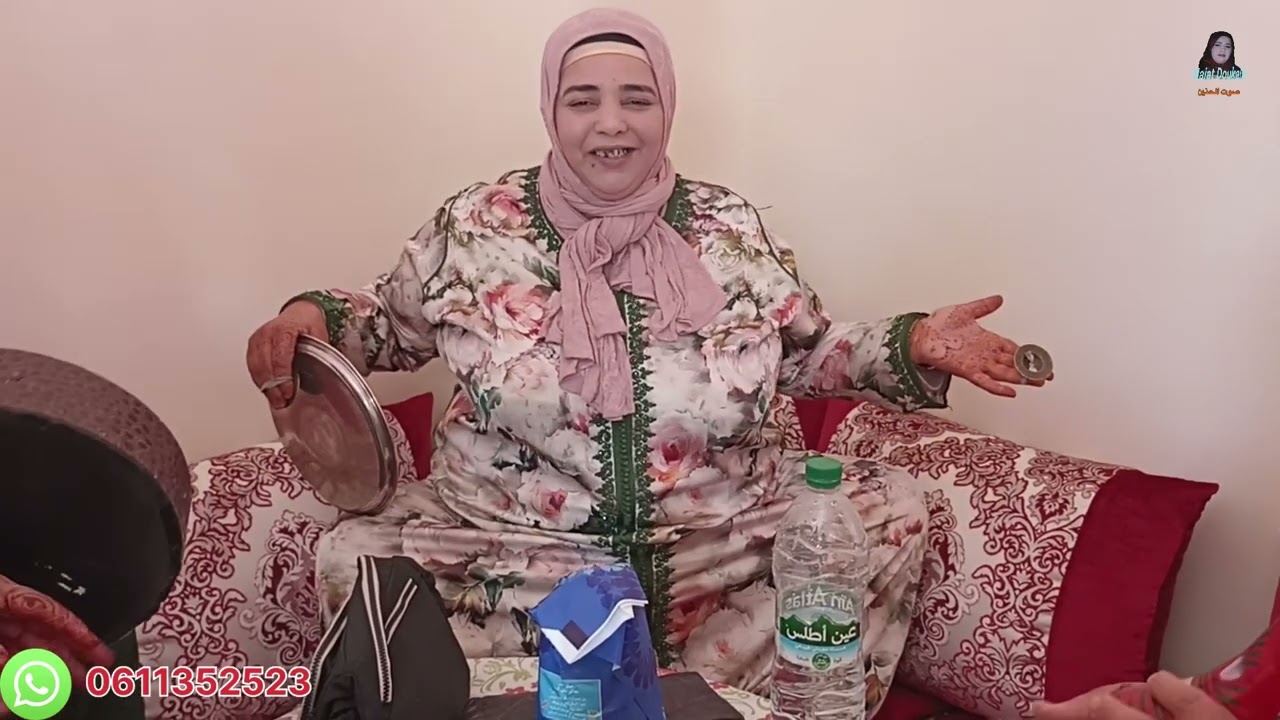 الفنانة نجاة الدكالية (صوت الحنين ) تهدي هذه الاغنية الرائعة لكل المتابعين الاعزاء