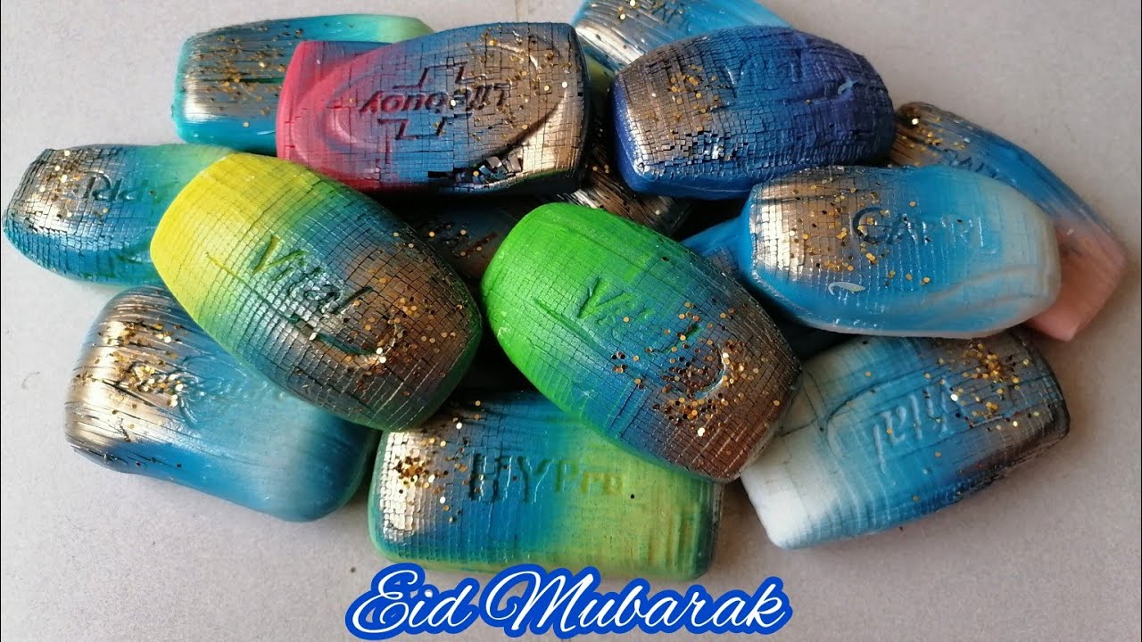 Eid Mubarak everyone🎊..pardon me,, noisy neighbors,,very dry and dusty cubes and stripes hand crush