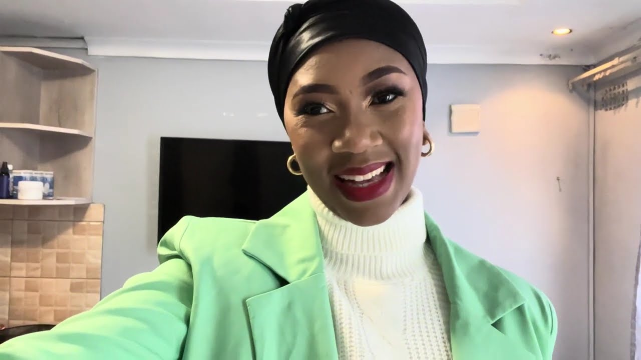 Vlog | Attending a beautiful event | SisterhoodZA | Makeup | Time keeping | beautiful women