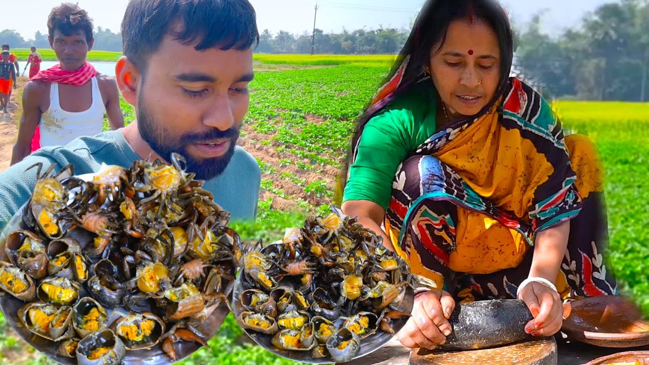 শীতকালের দেশি মেঠো কাঁকড়া ধরে মায়ের হাতে কাঁকড়ার ঝোল রান্না | Catch and cook natural pond crab