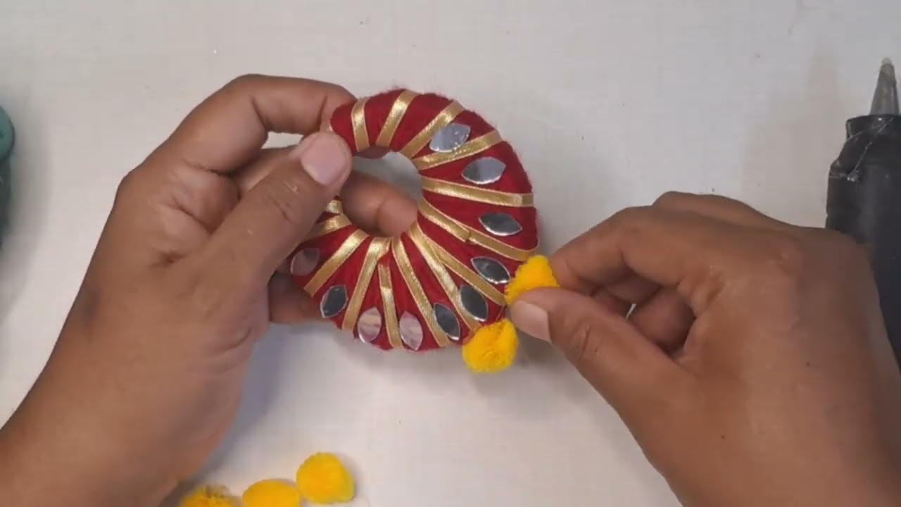 waste material craft ऊन और कबाड़ का सुंदर क्राफ्ट  home decoration idea दिवाली डेकोरेशन आइडिया |