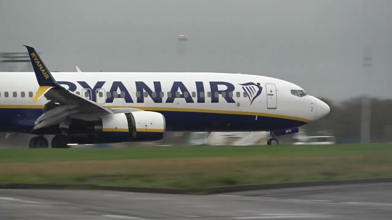 Cardiff Airport Spotting - KLM, Ryanair, TUI & Aer Lingus - 737, ATR 72 & E175 - October 2025