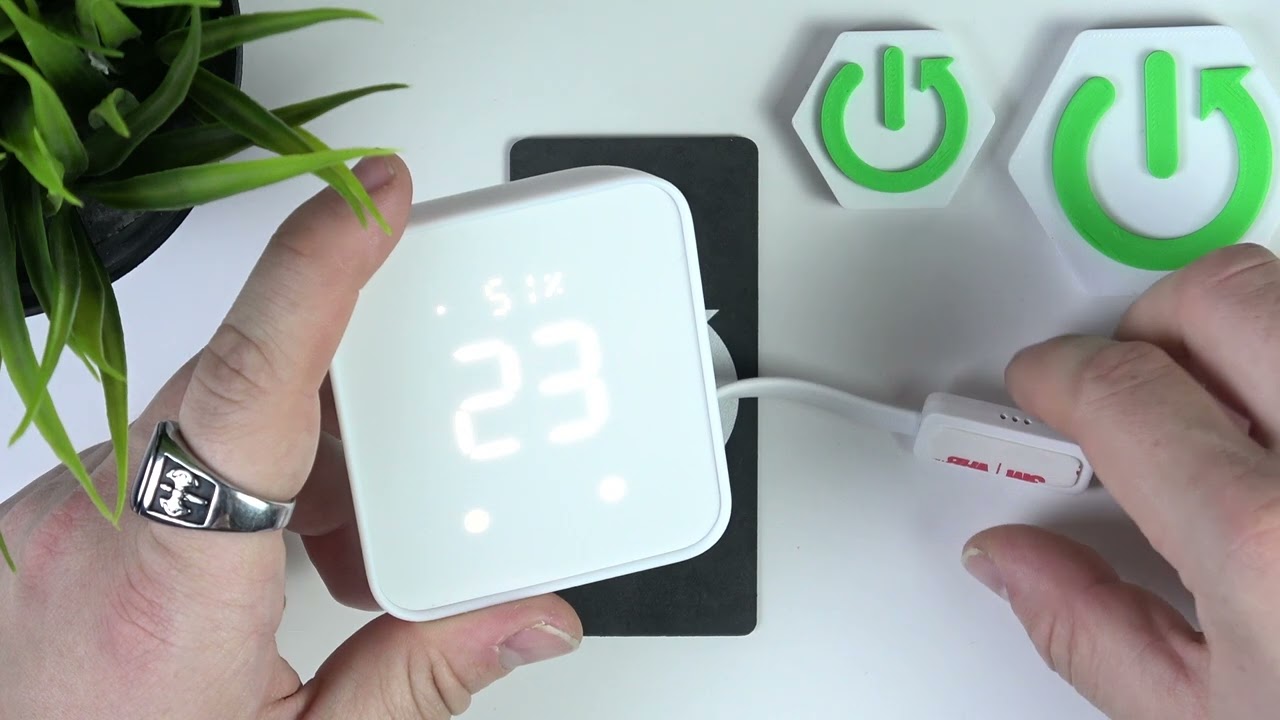 How to Check Temperature on SwitchBot Hub 2