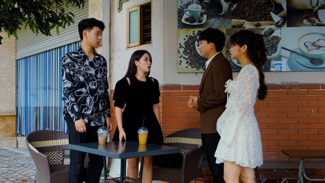Vợ Chủ Tịch Vừa Viết Đơn Ly Hôn, Tiểu Tam Đã Dụ Dỗ Được Chủ Tịch Lên Giường Và Cái Kết - Tập 1136