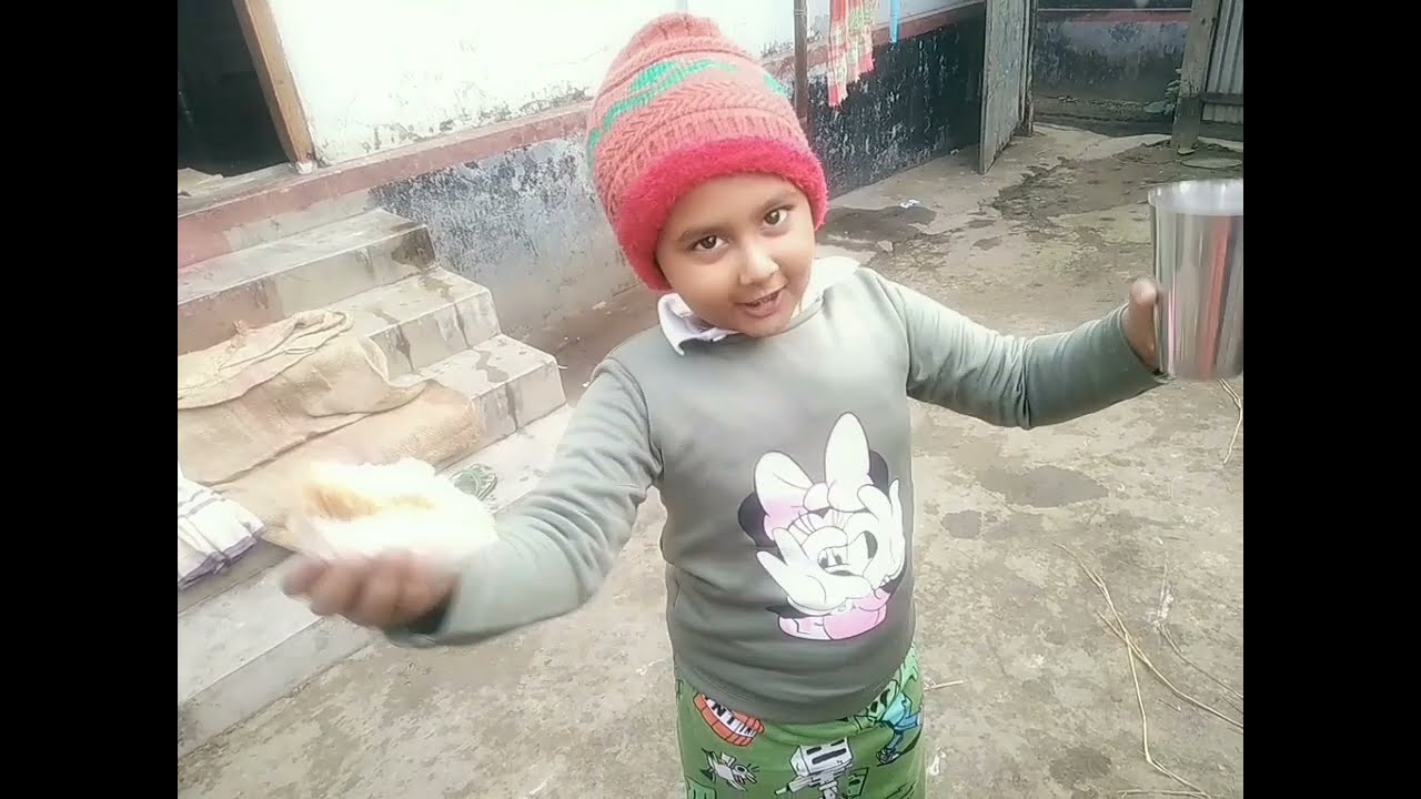 আজ শশুর বাড়িতে এসে আবারও পিঠা বানালাম সাথে অনেক রান্না করলাম।