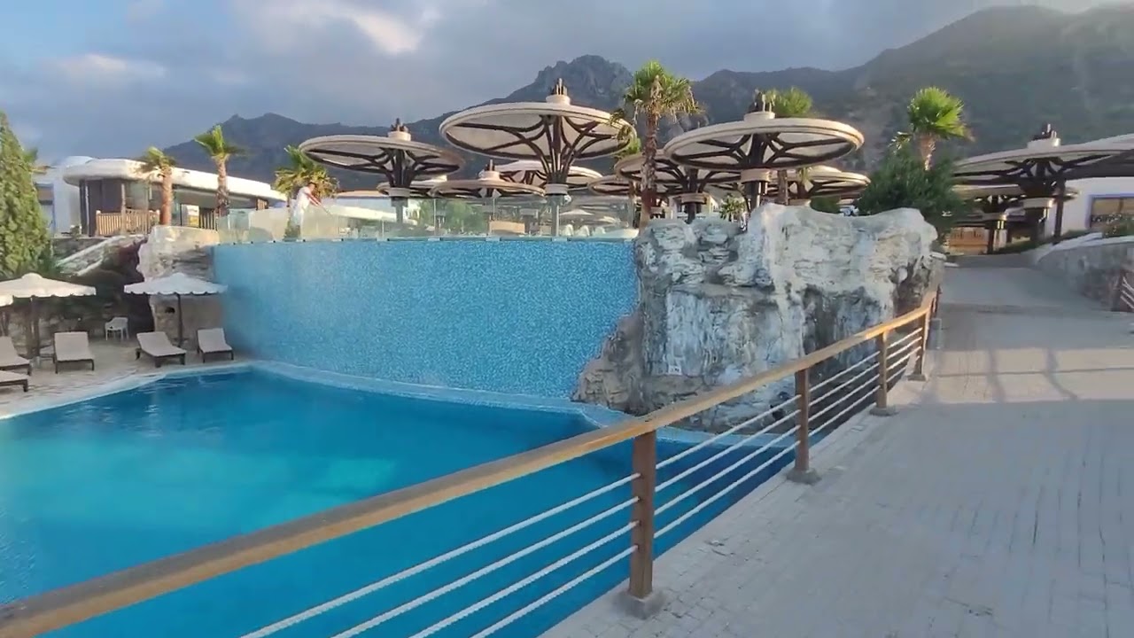 Mitsis Selection Blue Domes - Ranní procházka all-inclusive resortem