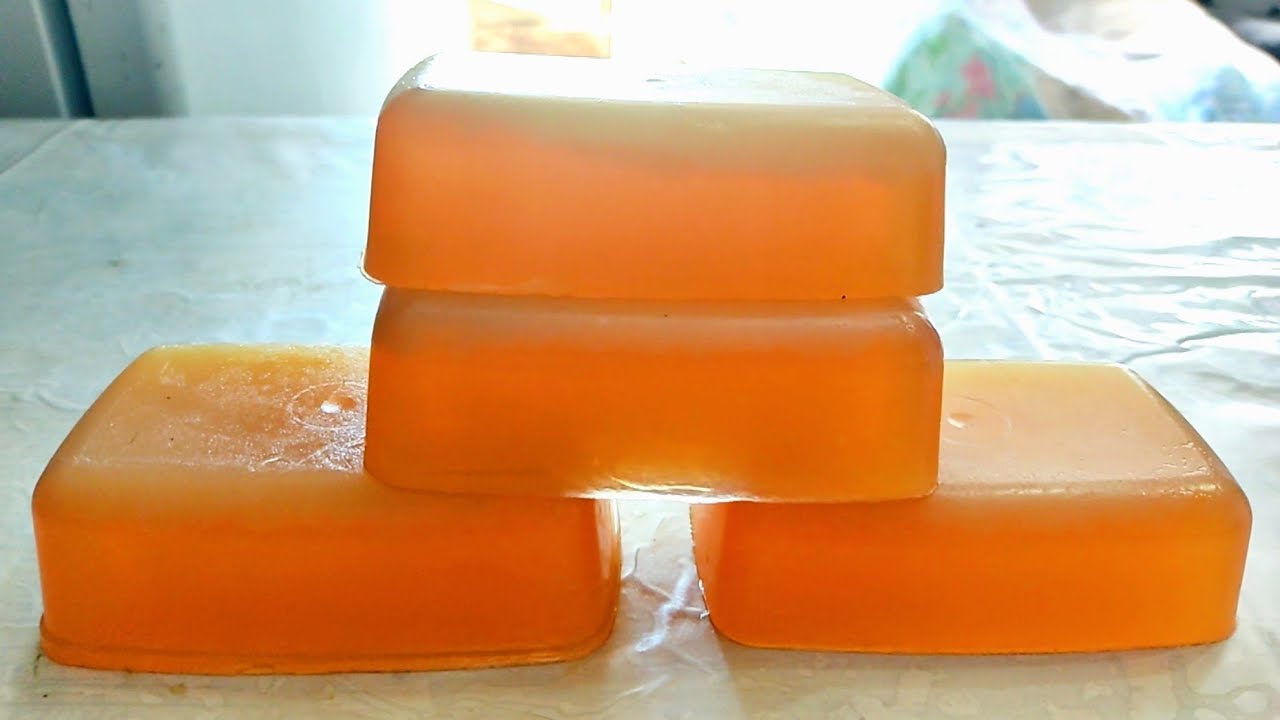SABÃO EM BARRA SEM SODA DE PINHO SOL BEM DURO FEITO COM SABÃO DE MERCADO REMOVE TODA SUJEIRA