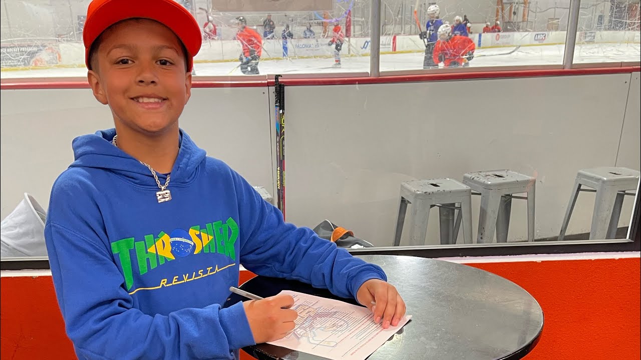 Kayden Thomas Signed to the San Diego JR GULLS 12U AA+ Hockey Team - ￼Goalie