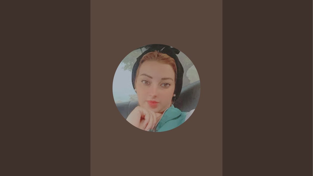 كل سنه وانتم معايا وقاعده علي قلبكم 😂😂😂