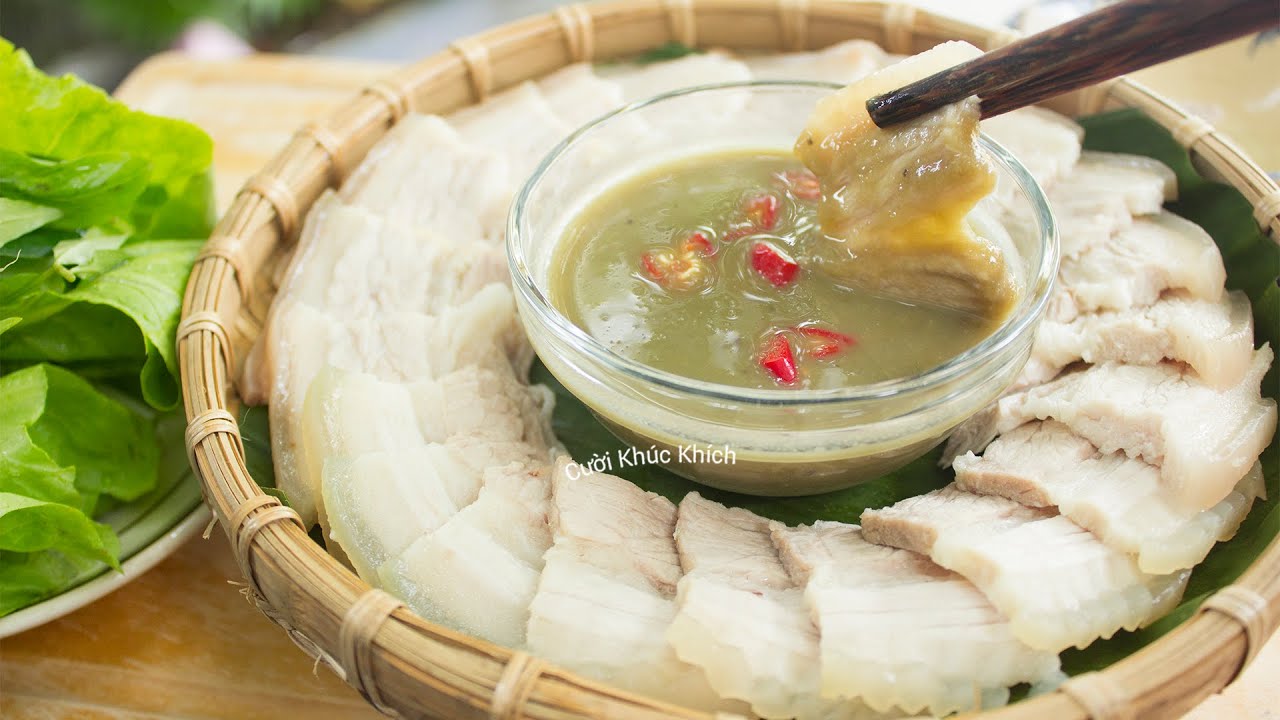 MẸO LUỘC THỊT KHÔNG CẦN NƯỚC GIÚP THỊT MỀM NGỌT VÀ THƠM NGON - CKK