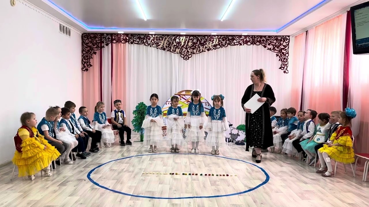 Казахская национальная игра «Асық ату»