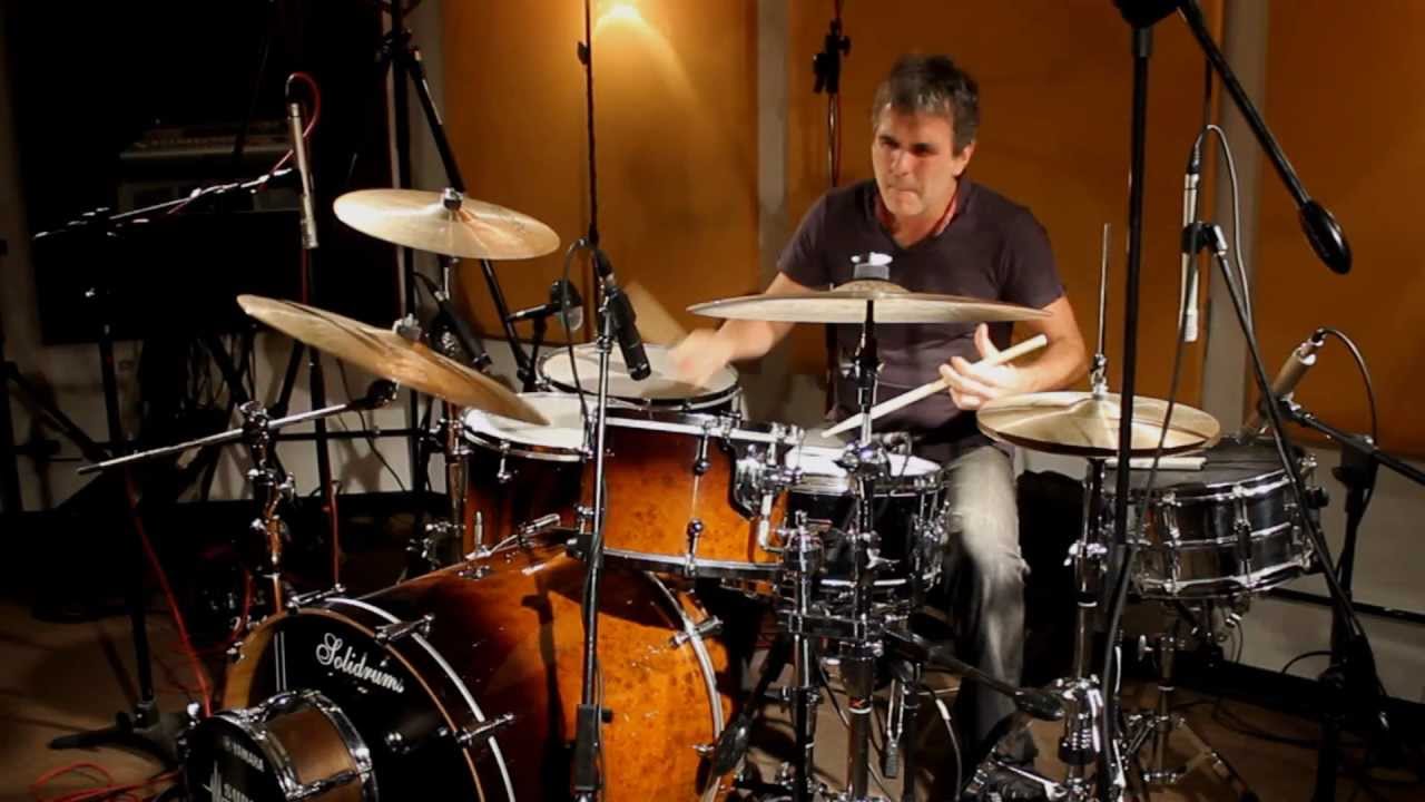 Jorge Araujo  Solo de bateria en la Master Class de Estudio 8once