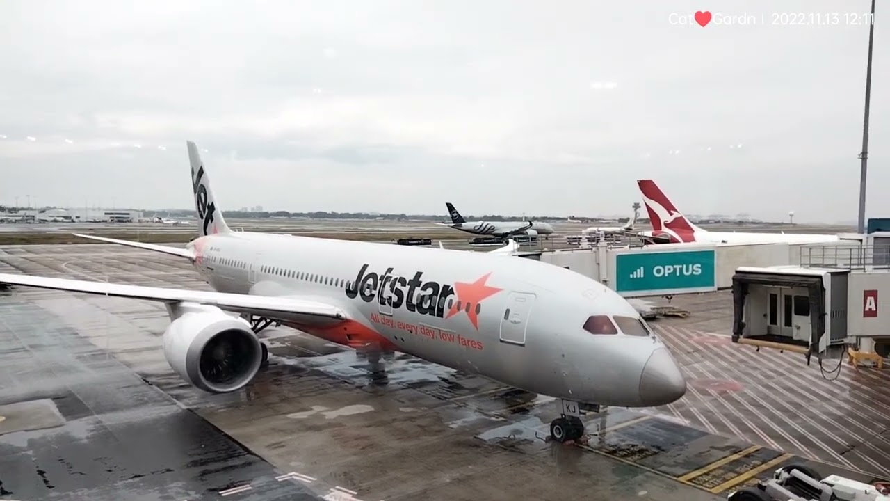 Travelling from Cebu to Manila by Cebu Pacific and Manila to Sydney Australia by Qantas #airplane