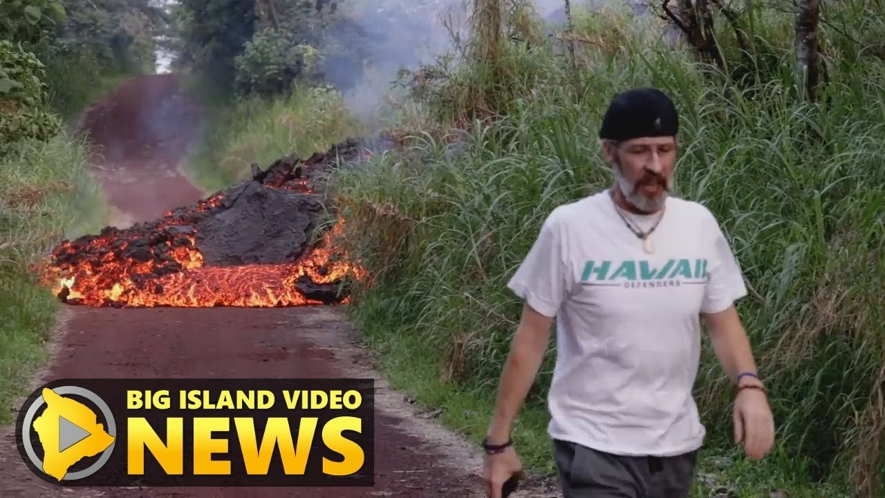 Lava Meets Noni Farms Road, Heading Towards Kapoho (June 1, 2018)