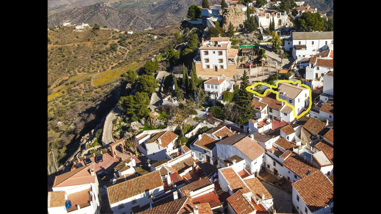 6265 - Two unique Andalusian houses in Comares on one plot – beautifully renovated