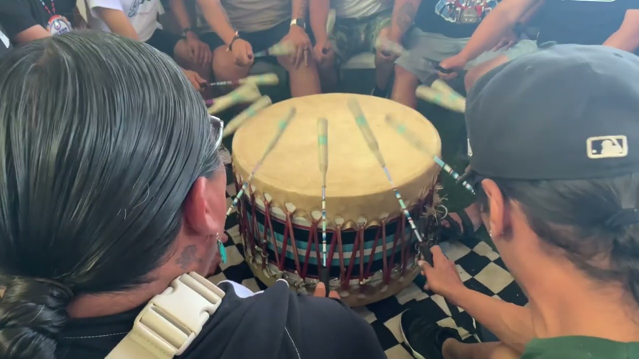 Young Spirit Singers Chicken Dance Shake @ Enoch Powwow 2022