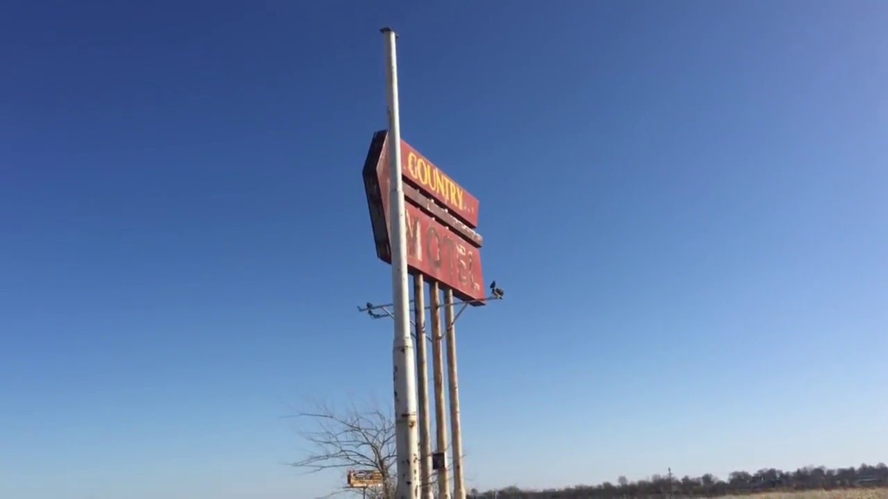 Dead Motel : Route 70 Missouri