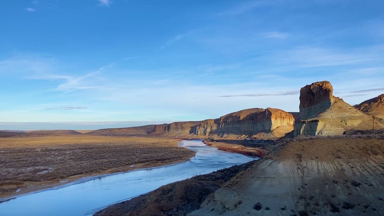 sixty-six seconds from small wonders of life (S3SE2_The Distance of Blue_15-min)
