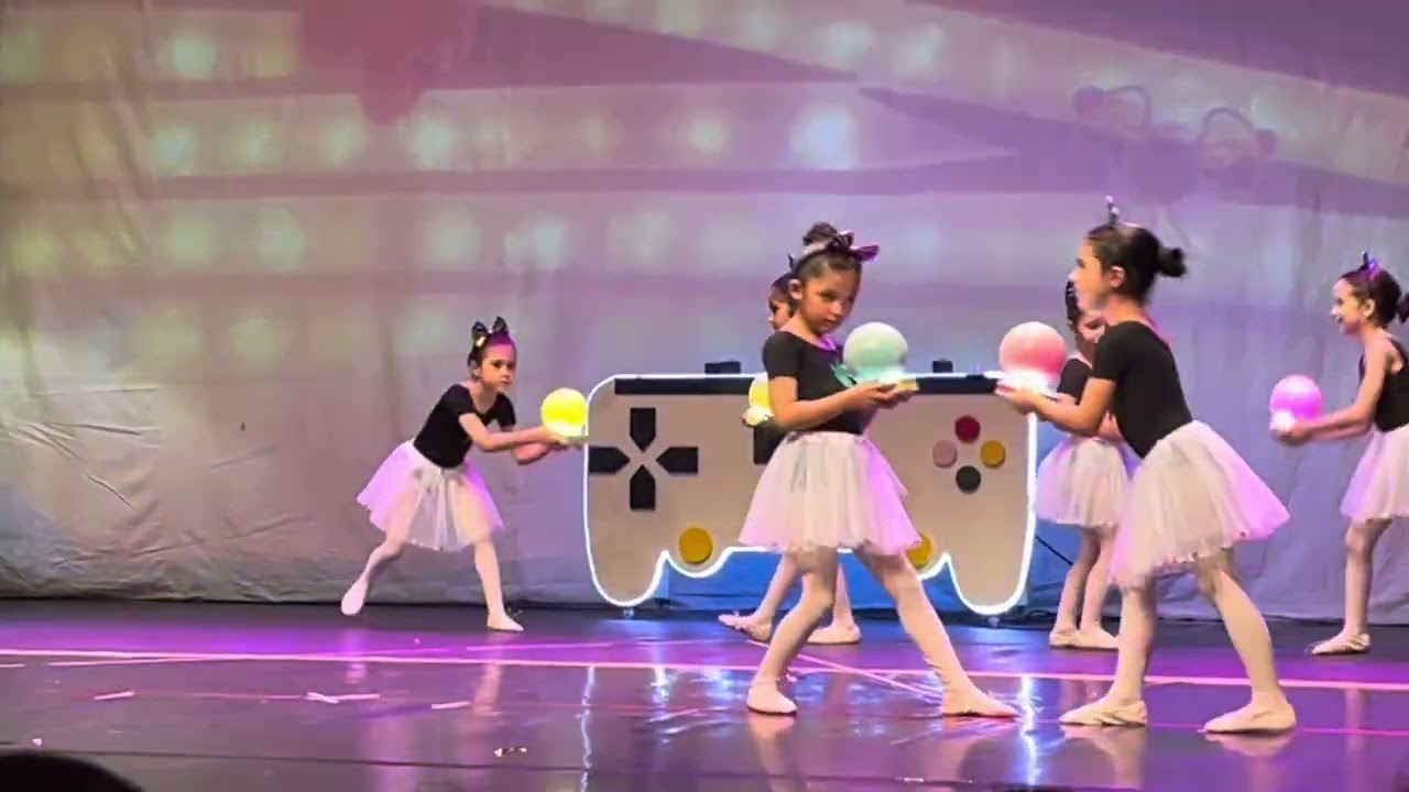 Apresentação de ballet da Lara 2025- Emoções 