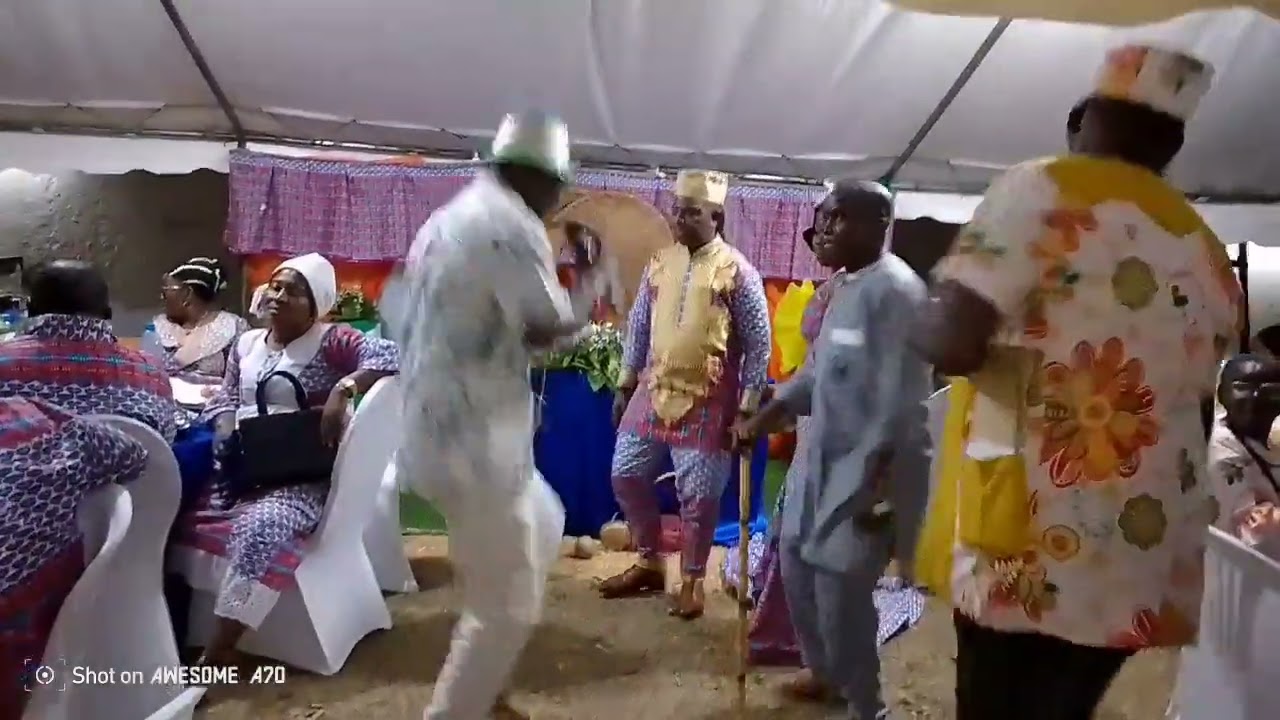 Gaston kobula ; Dighuel 
