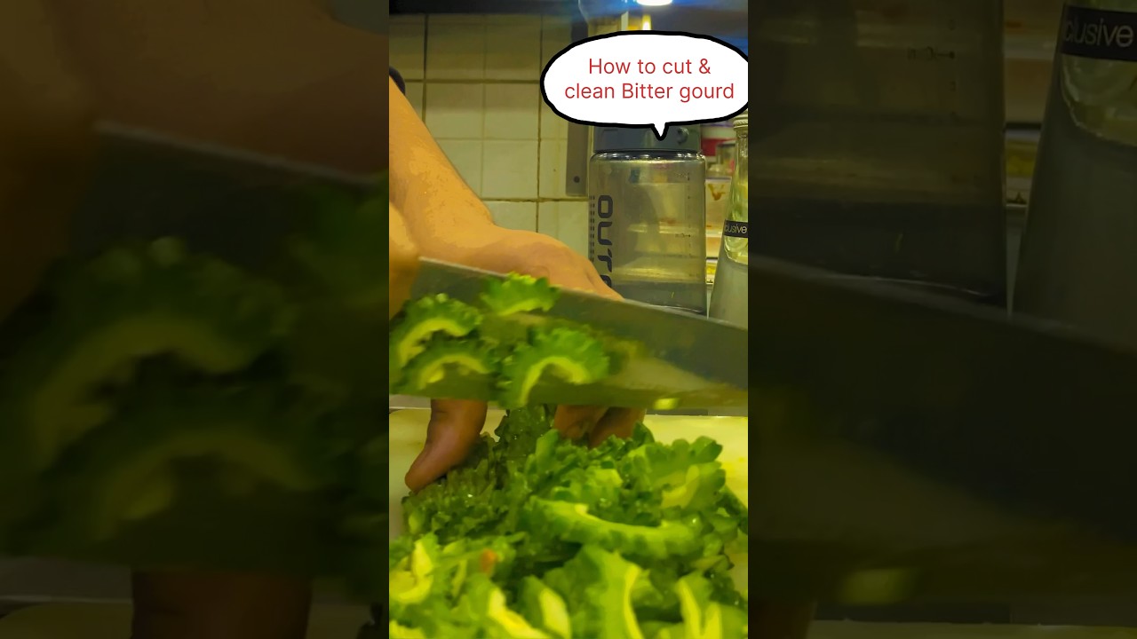 How to cut & clean Bitter gourd #chefsandeep #viralvideo #ytshorts #cheflife #cuttingskills